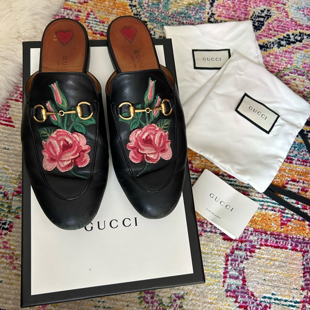 Gucci Floral Embroidered Princetown Mule 39 EU